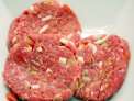 Hamburguesa  con aceitunas, huevo duro y pimiento 100